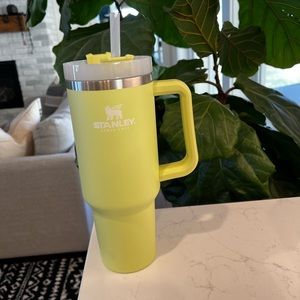 Stanley 40oz tumbler NWT